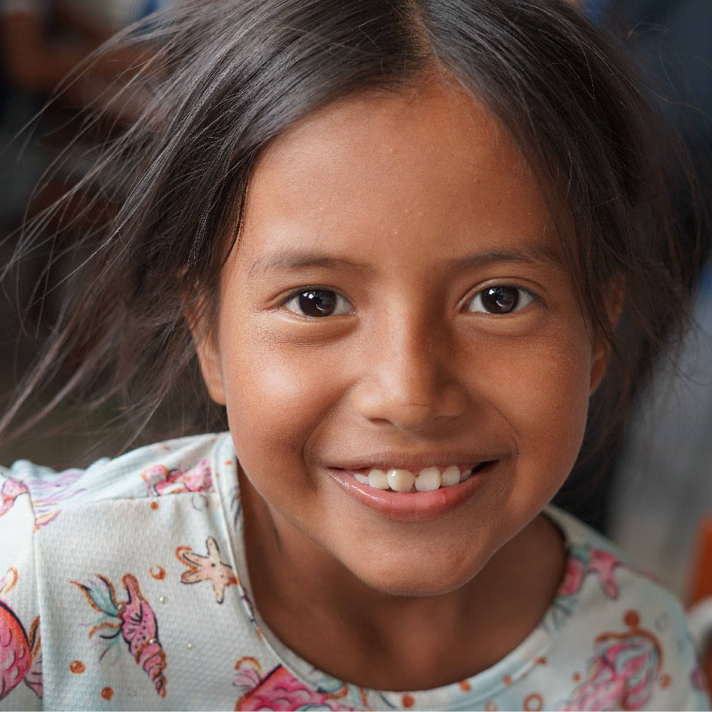 Hope-Foundation-Ecuador-Helping-Build-commyunity-Kids-Village-02